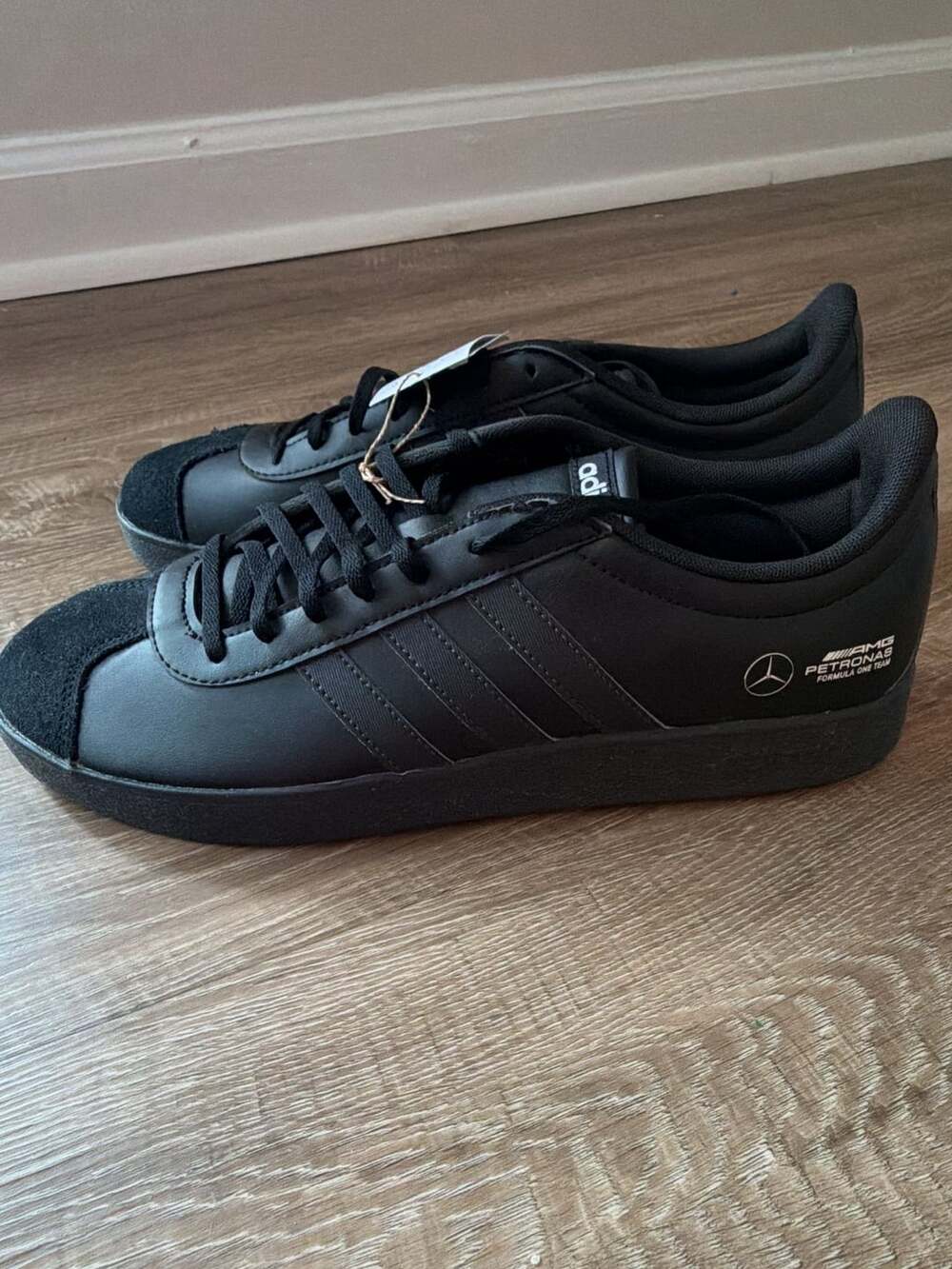 adidas MERCEDES - AMG PETRONAS FORMULA ONE TEAM VL COURT SHOES - Black 11.5 men